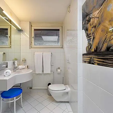 Neutor Express Hotel 3*