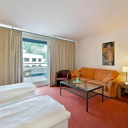 Neutor Express Hotel 3*