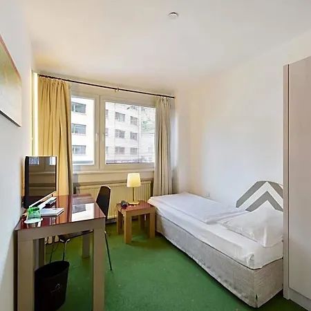 Hotel Neutor Express 3*