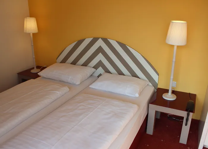 Hotel Neutor Express 3*