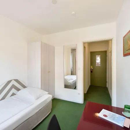 Hotel Neutor Express 3*