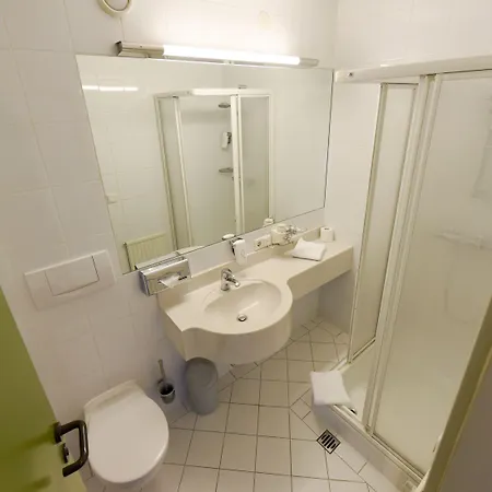 Hotel Neutor Express 3*