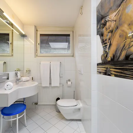 Hotel Neutor Express 3*